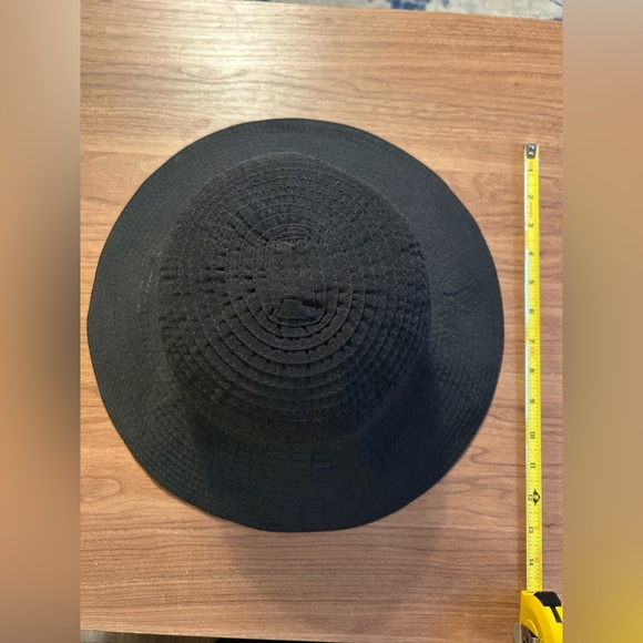 Peter Grimm black wide brim beach hat, sun hat, vacation, True Character, chic - Picture 7 of 11